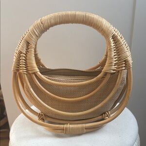 Elegant Tan Woven Handbag